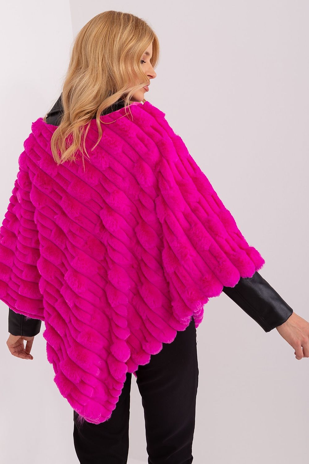 Luxurious casual poncho from AT, crafted from high-quality 100% polyester featuring a unique varied texture, perfect for versatile styling.