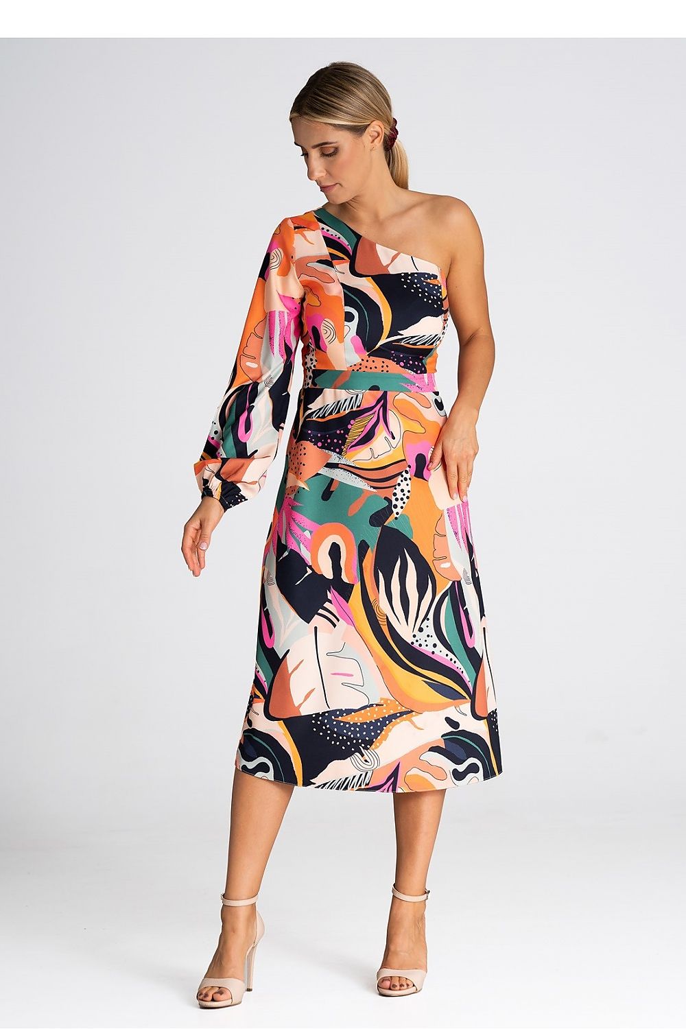 Back view of Figl one shoulder cocktail dress with flared hem and side split, highlighting its stylish silhouette and premium quality.