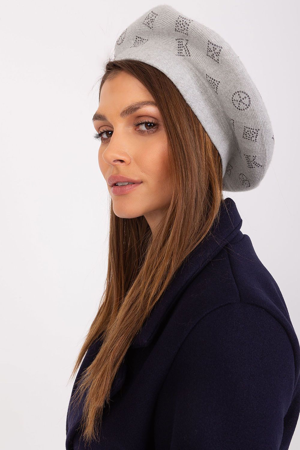 Luxury knitted beret by AT featuring a stunning rhinestone application, crafted from a premium blend of acrylic, cotton, and cashmere.