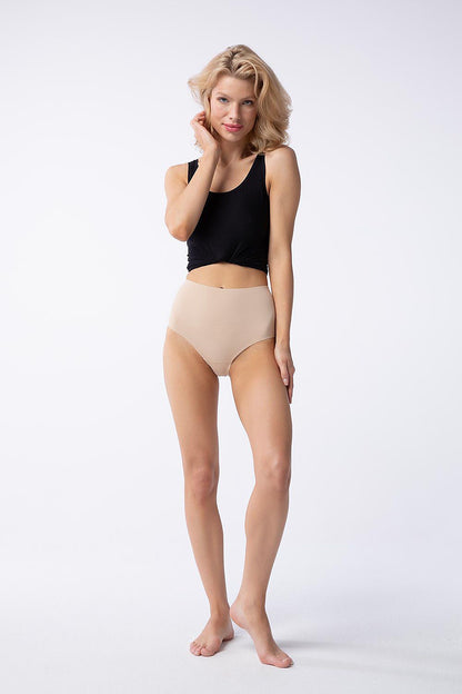 Julimex Amber Maxi high-waisted panties with a focus on high-quality materials, offering a blend of style and functionality.