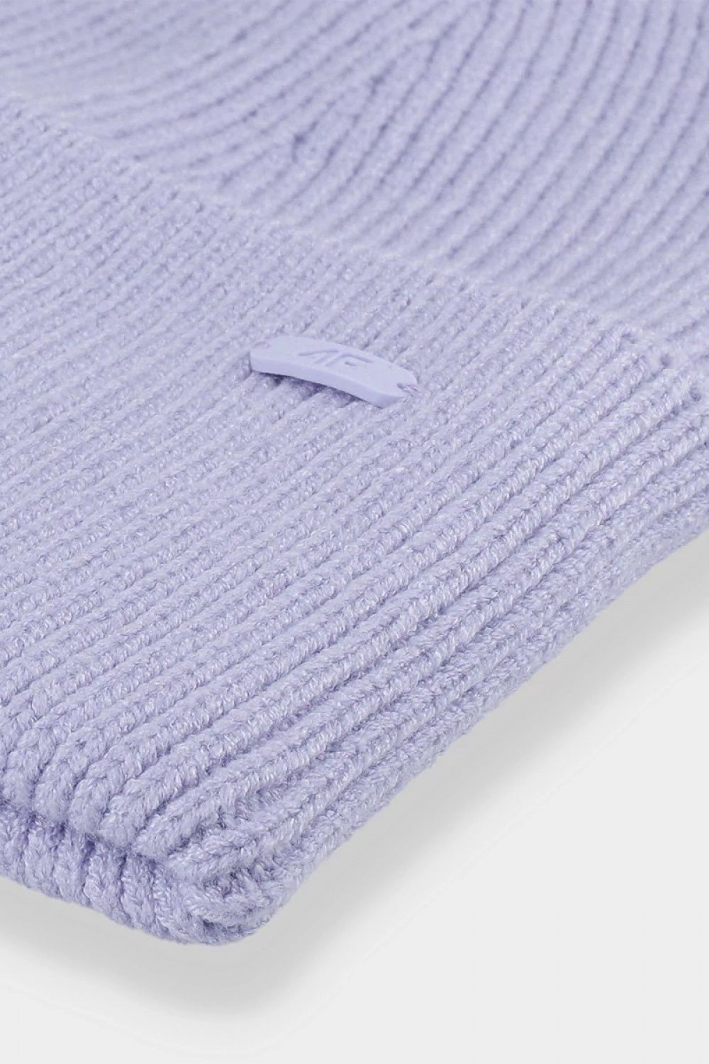Elegant 4F winter beanie showcasing a fashionable single-layer style, ideal for cold weather protection with a premium 50% viscose composition.