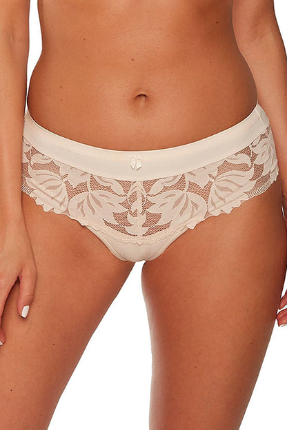 Luxury Brazilian lace panties by Gaia, featuring elegant floral design and comfortable fit, available in sizes S to XXL.