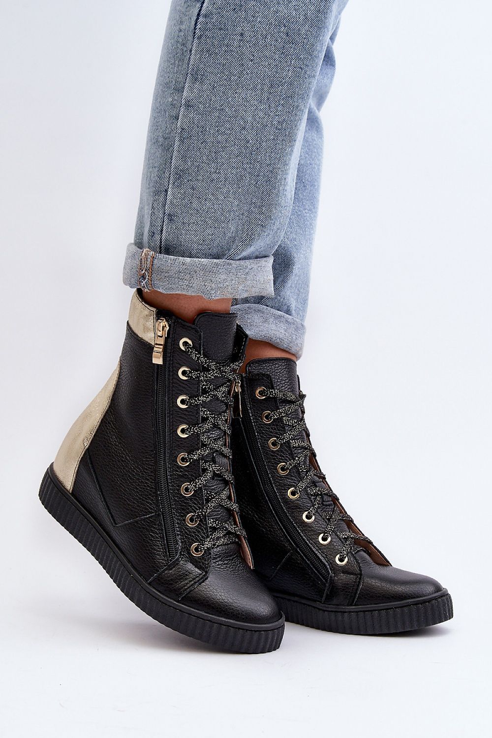 Luxury wedge heel sneakers for women in natural leather by Step in Style, featuring a stylish ankle-length design with a zipper and lacing.