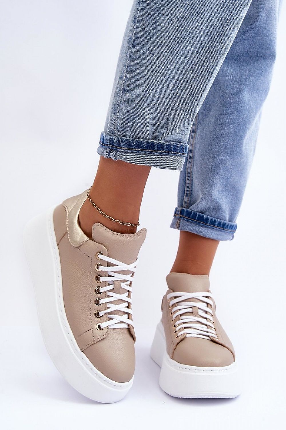 Luxury natural leather sports shoes by Step in style featuring a 4cm platform, designed for ultimate comfort and chic appearance.