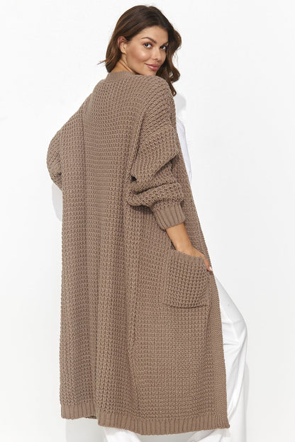 Luxurious women's open sweater by Numinou in a classic shade, styled for elegance and functionality, perfect for any wardrobe.