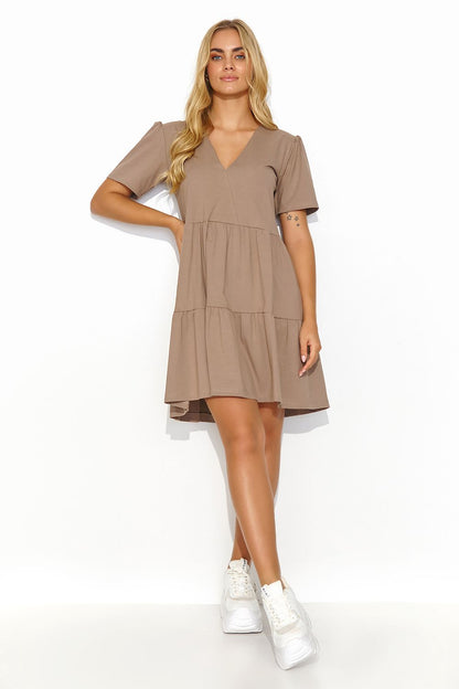 Front view of a luxurious taupe summer daydress by Makadamia, designed with a v-neck and short sleeves for elegant comfort.
