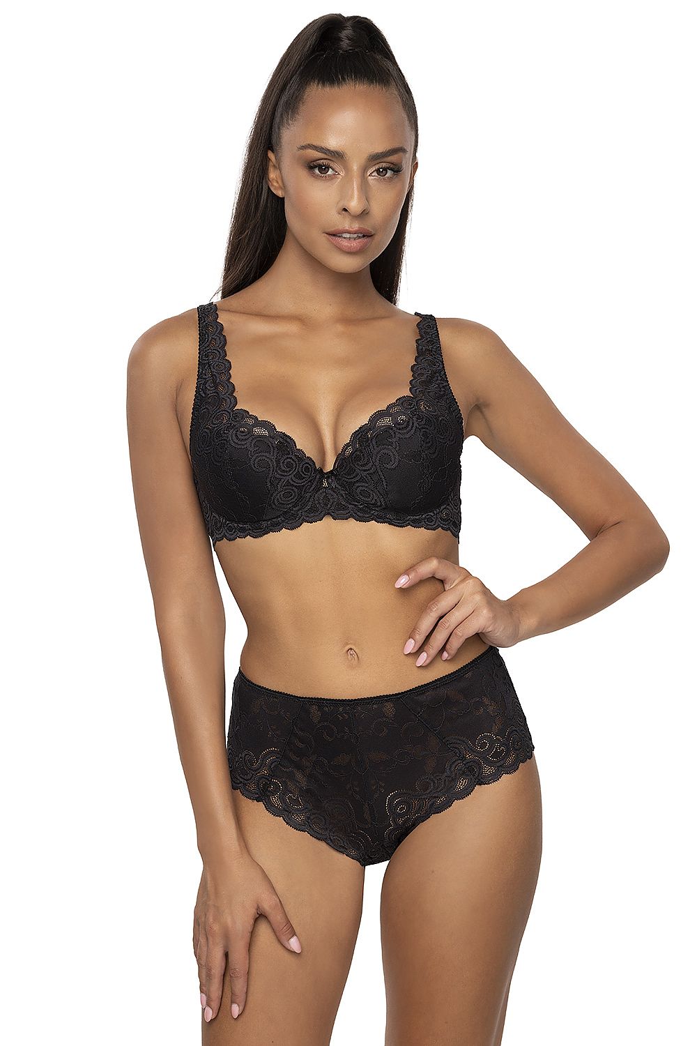 Stylish black lace bra and high-waisted brief set by Mat, showcasing luxurious lace and flattering shapes, perfect for fuller busts.