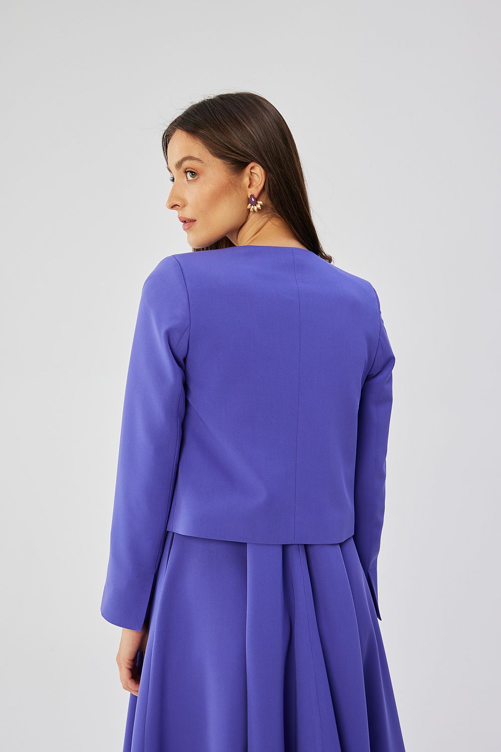 Stylove short jacket for women showcasing a modern collarless design with elegant casual chic style, perfect for luxury outfits.