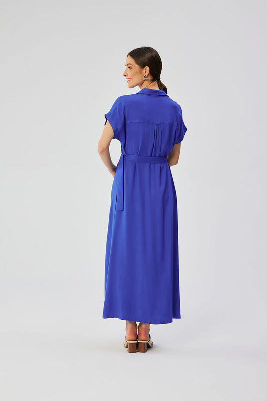 Stylove long viscose dress showcasing a sophisticated collar and feminine silhouette, ideal for upscale occasions.