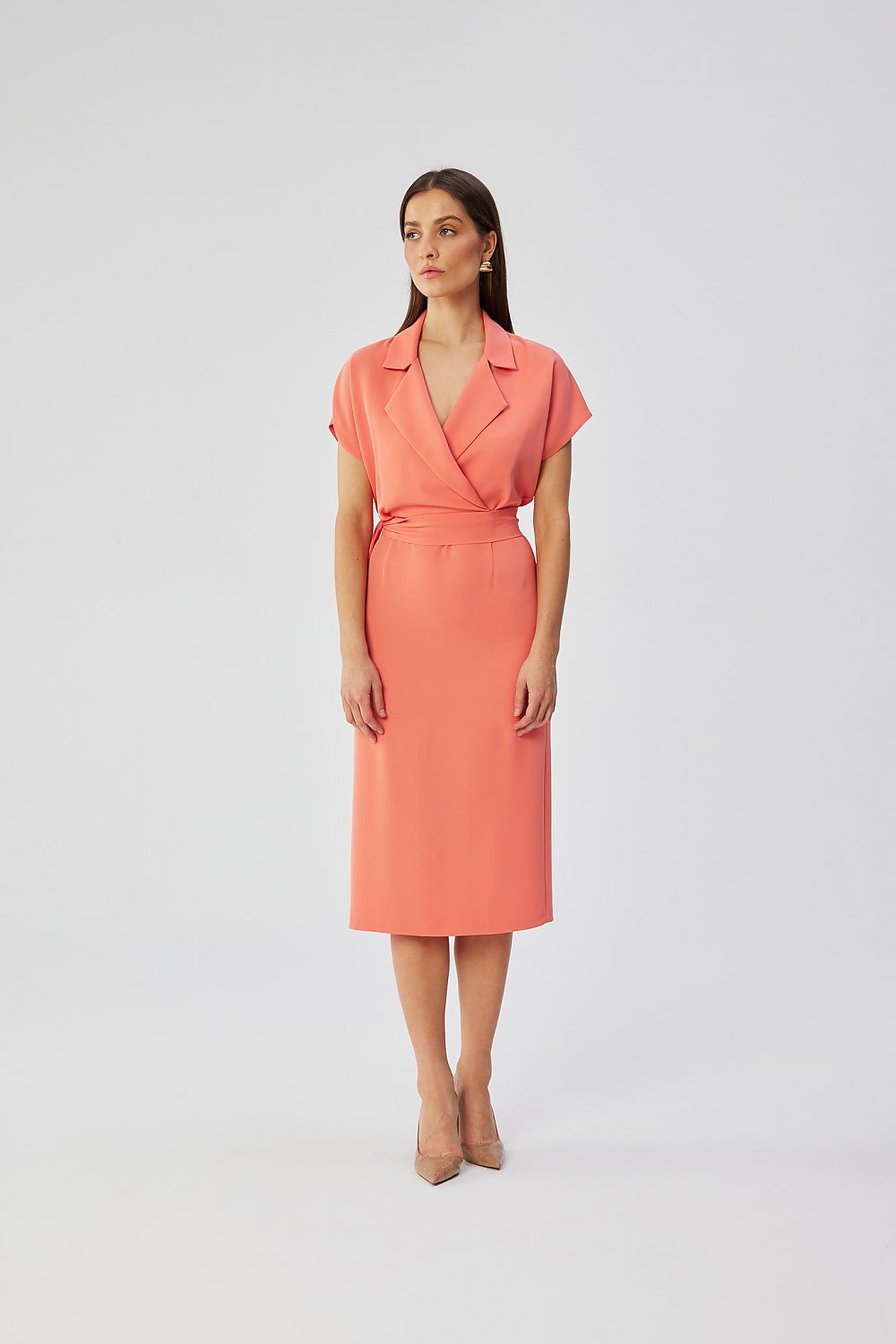 Detailed view of the Stylish midi dress by Stylove, emphasizing the luxurious fabric blend and elegant belt design.