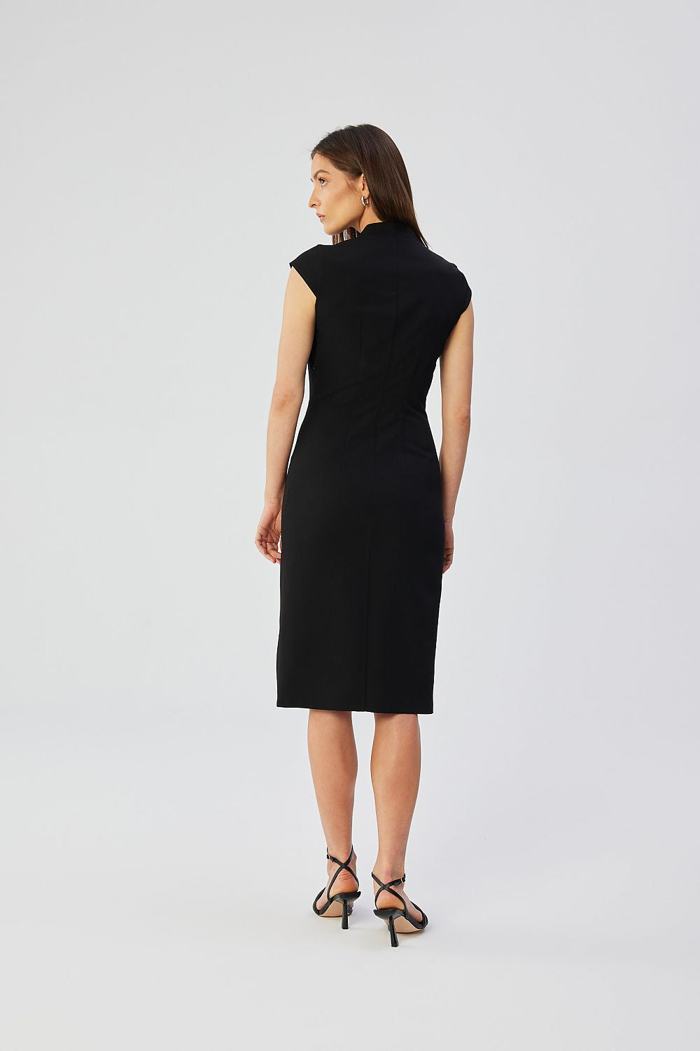Stylove knee-length dress with delicate mini sleeves and a flattering silhouette, perfect for any occasion.