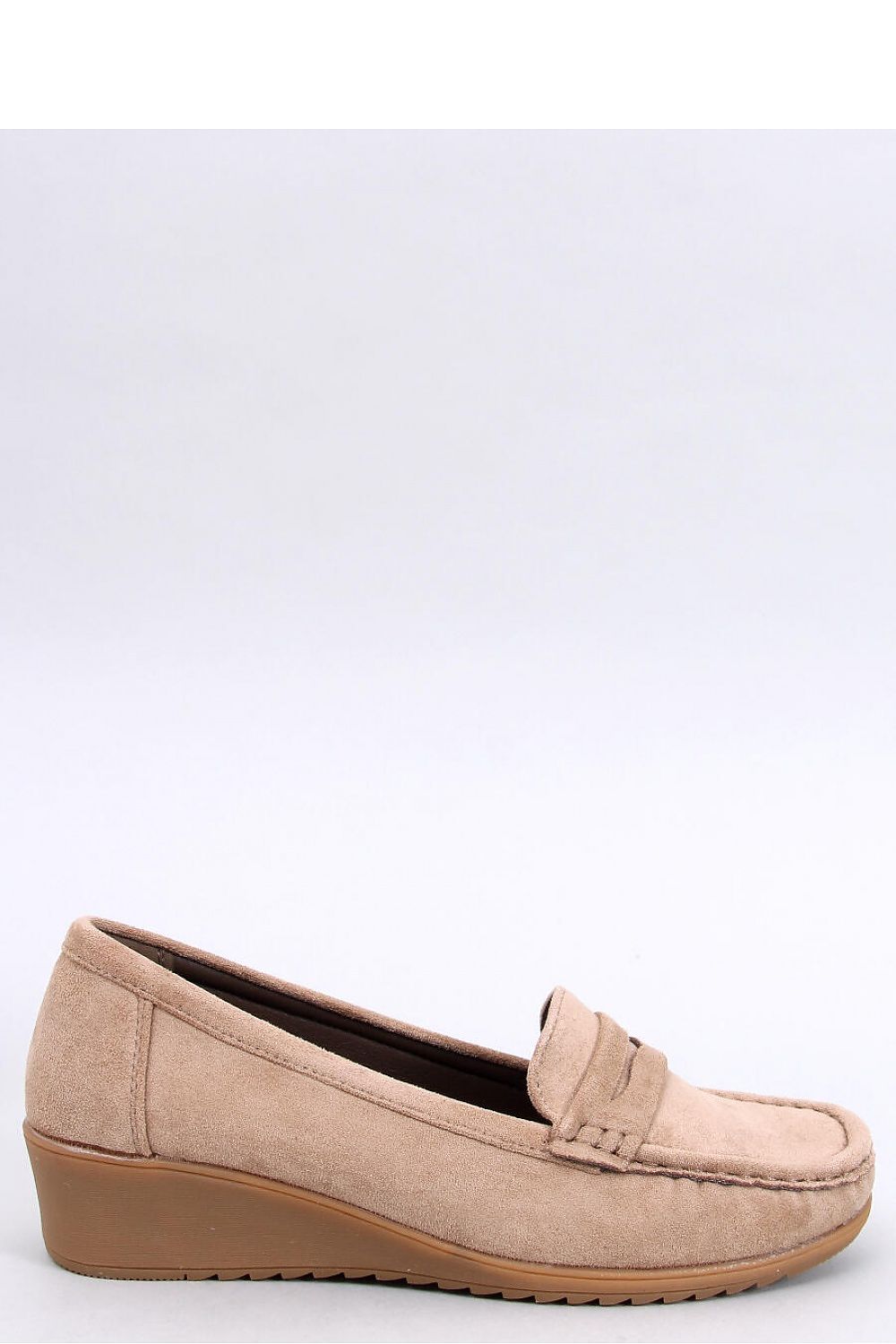 Luxury suede moccasins for women by Inello, featuring a comfortable 4cm heel and timeless stitching detail.