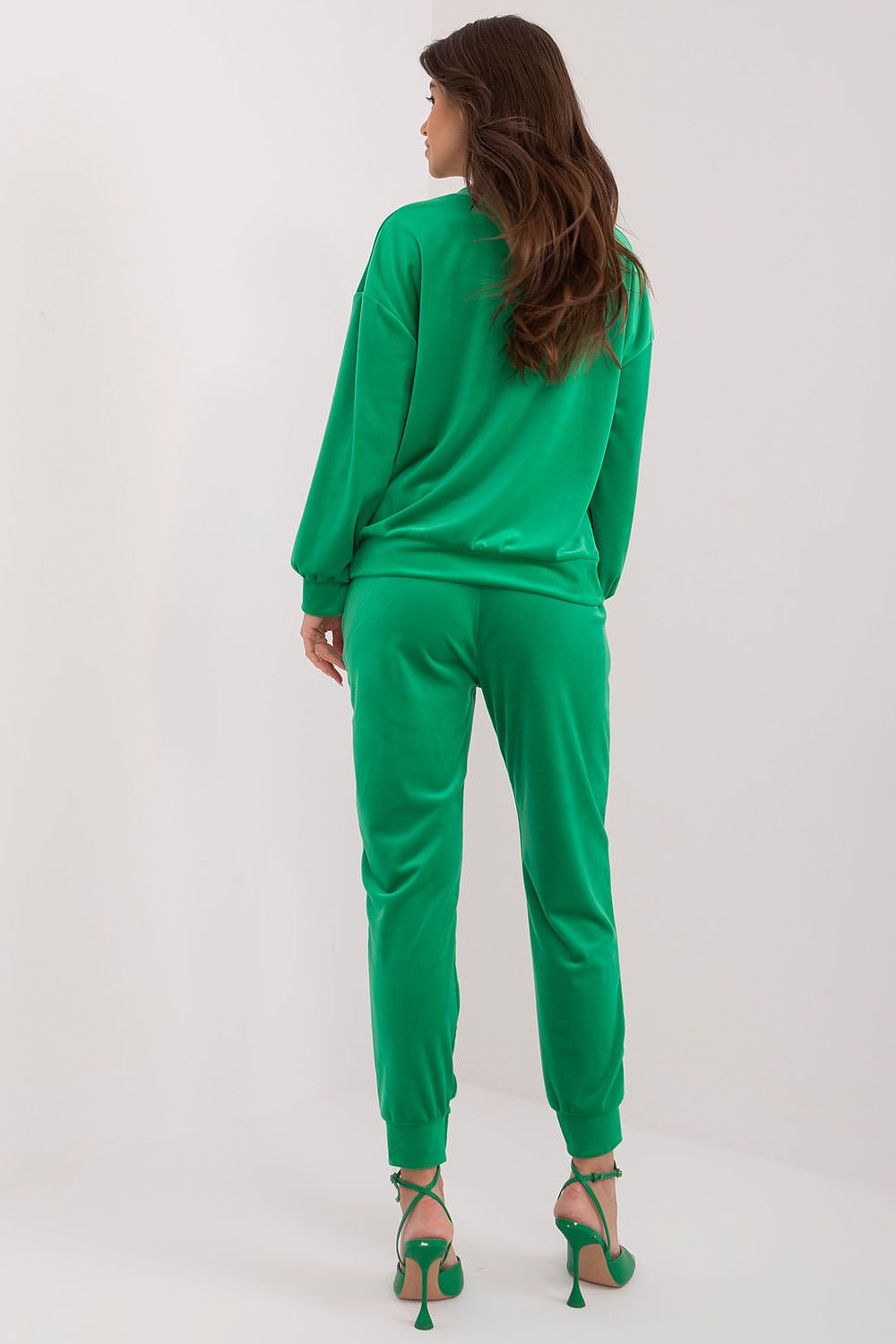 Close-up of Italy Moda velour fabric showing plush texture, perfect for a sophisticated lounging experience.