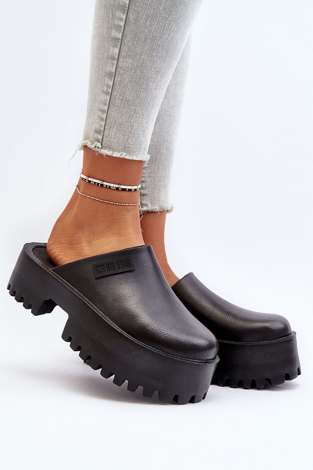 Chic Women's Big Star Flip-Flops showcasing a sophisticated lightweight construction and 5 cm platform height for ultimate comfort and style