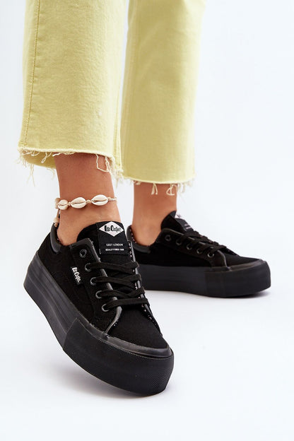 Top-down view of Lee Cooper Women's Platform Sneakers, emphasising their 4.5cm platform height and trendsetting design for fashionable women.