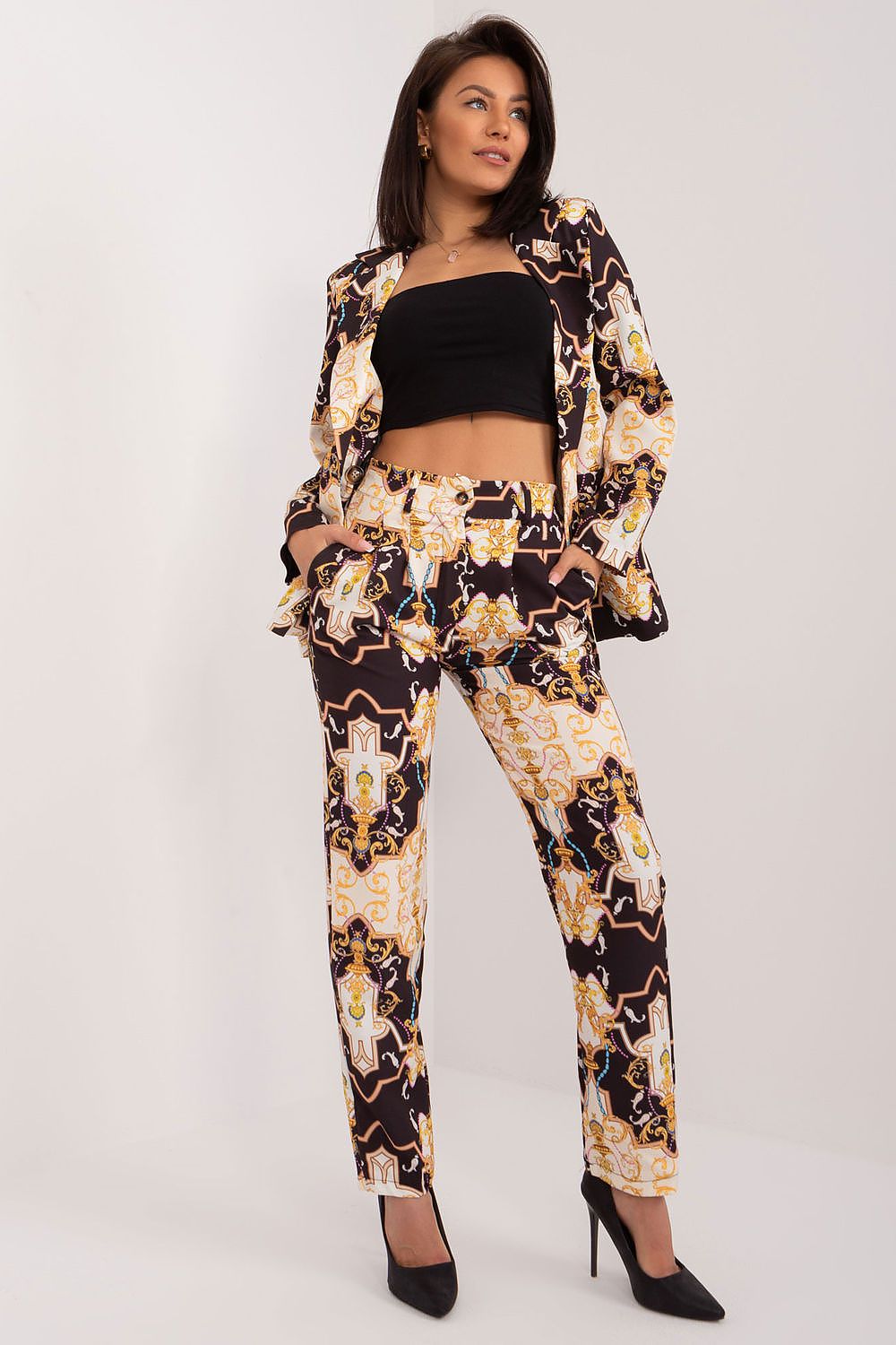 Elegant women's 2-piece suit set by Italy Moda featuring a long-sleeved jacket with classic lapels and stylish high-waist pants, perfect for formal occasions.