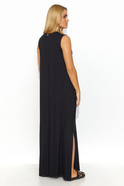 Makadamia luxurious sweetheart neckline maxi dress in vibrant colours, ideal for a fashionable summer look.