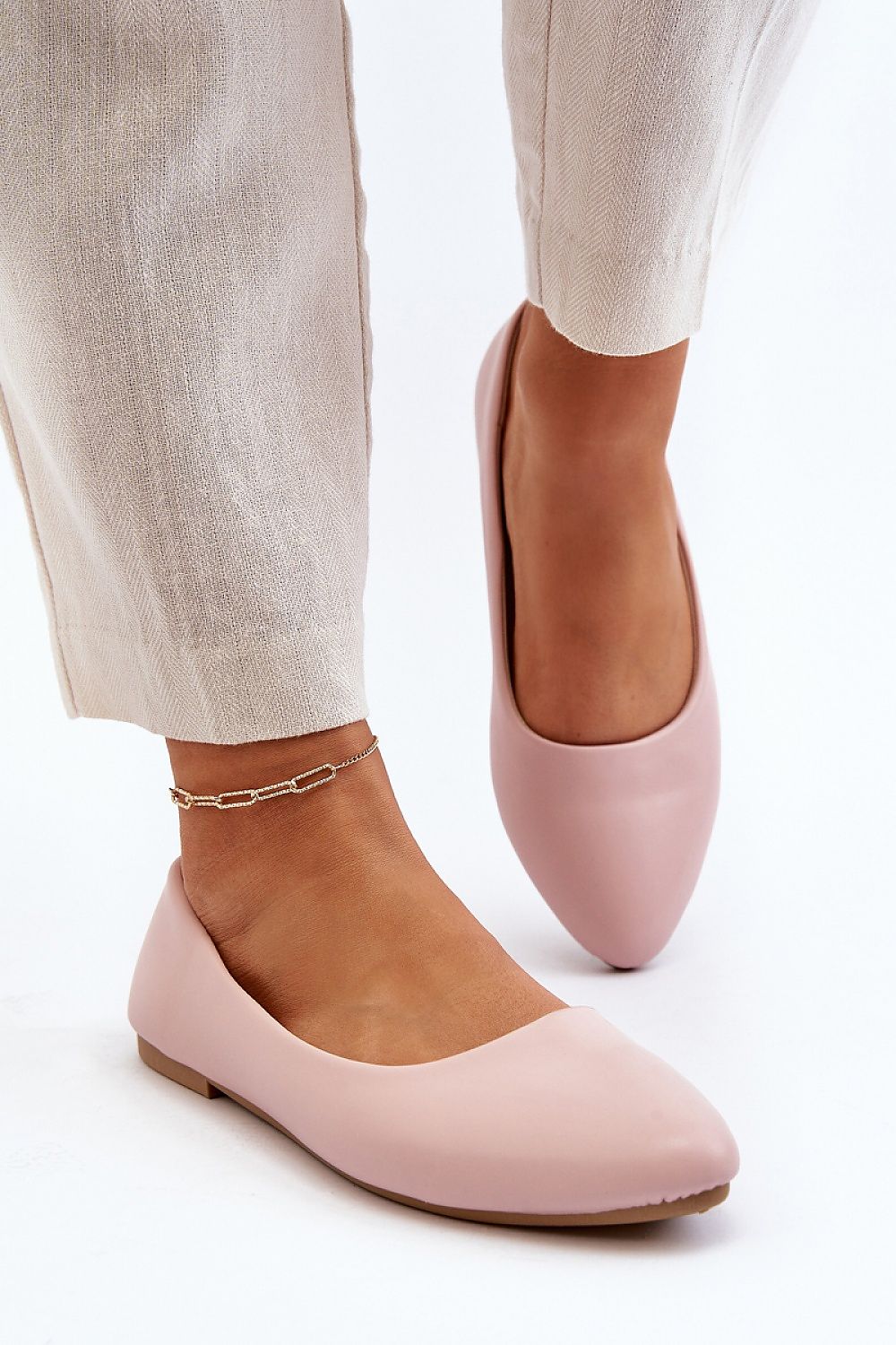 Comfortable ballerinas from Step in Style, crafted from eco leather with a delicate appearance and soft leather insole for optimal comfort.