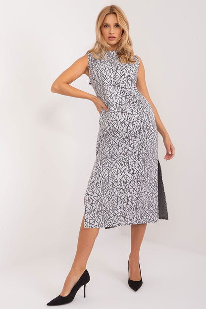 Close-up of the elegant Lakerta cotton jacket from the 2-Piece Set, showcasing its modern zipper closure and sophisticated design.