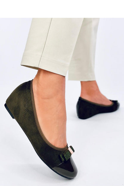 Side view of Inello women's stylish ballerina flats with a 5 cm heel, highlighting the plush cushioned footbed for ultimate comfort and eco-friendly suede material.