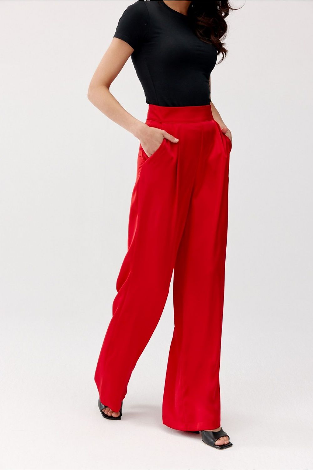 Model showcasing Roco Fashion Elsa Satin Wide-Leg Trousers, perfectly tailored for a chic and elegant silhouette.