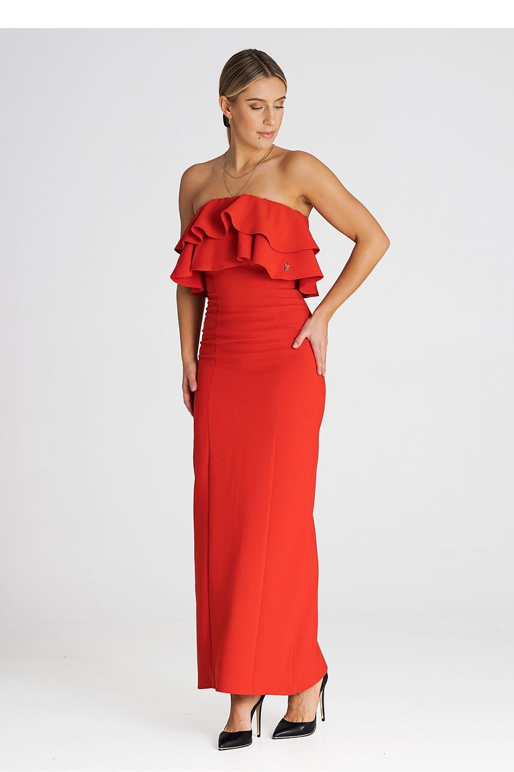 Figl luxurious maxi dress displayed on a mannequin, highlighting its double ruffle neckline, perfect for bridesmaids or evening events.
