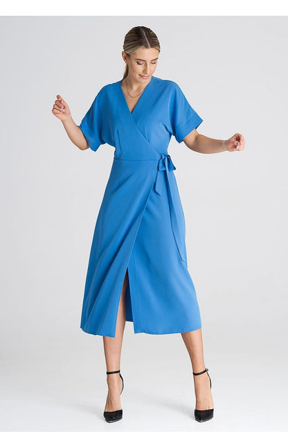Figl's Elegant Daydress with short kimono sleeves, blending comfort and elegance for everyday sophistication.