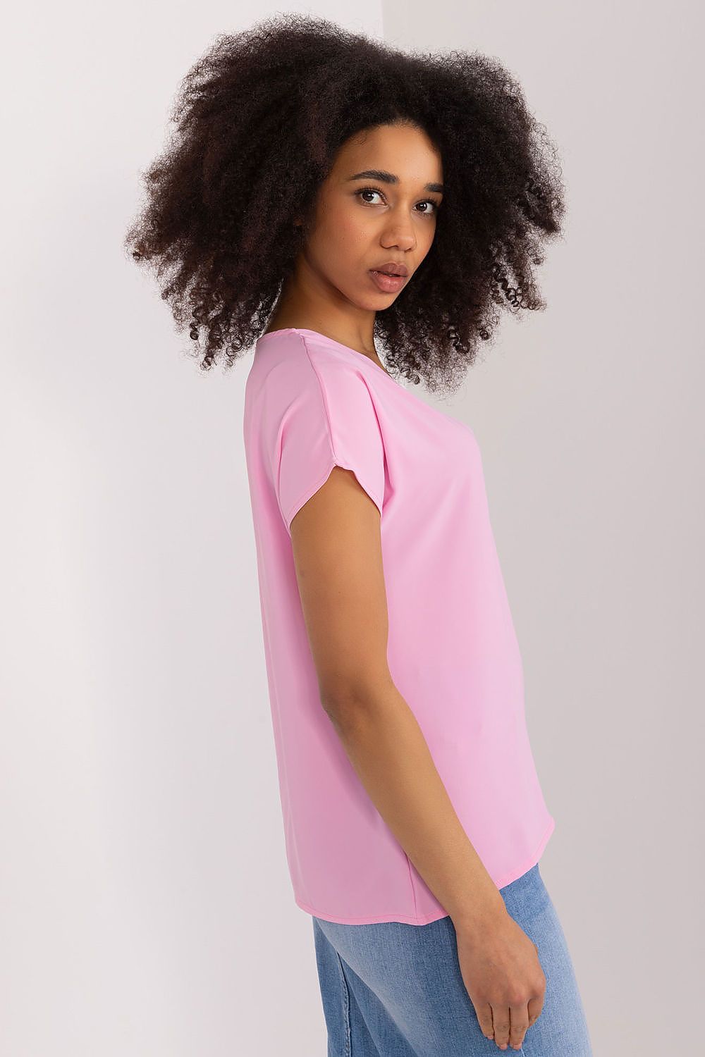 Close-up of the seam detail of the BFG luxury casual heart neckline blouse, emphasising high-quality craftsmanship suitable for fashionable casual wear.