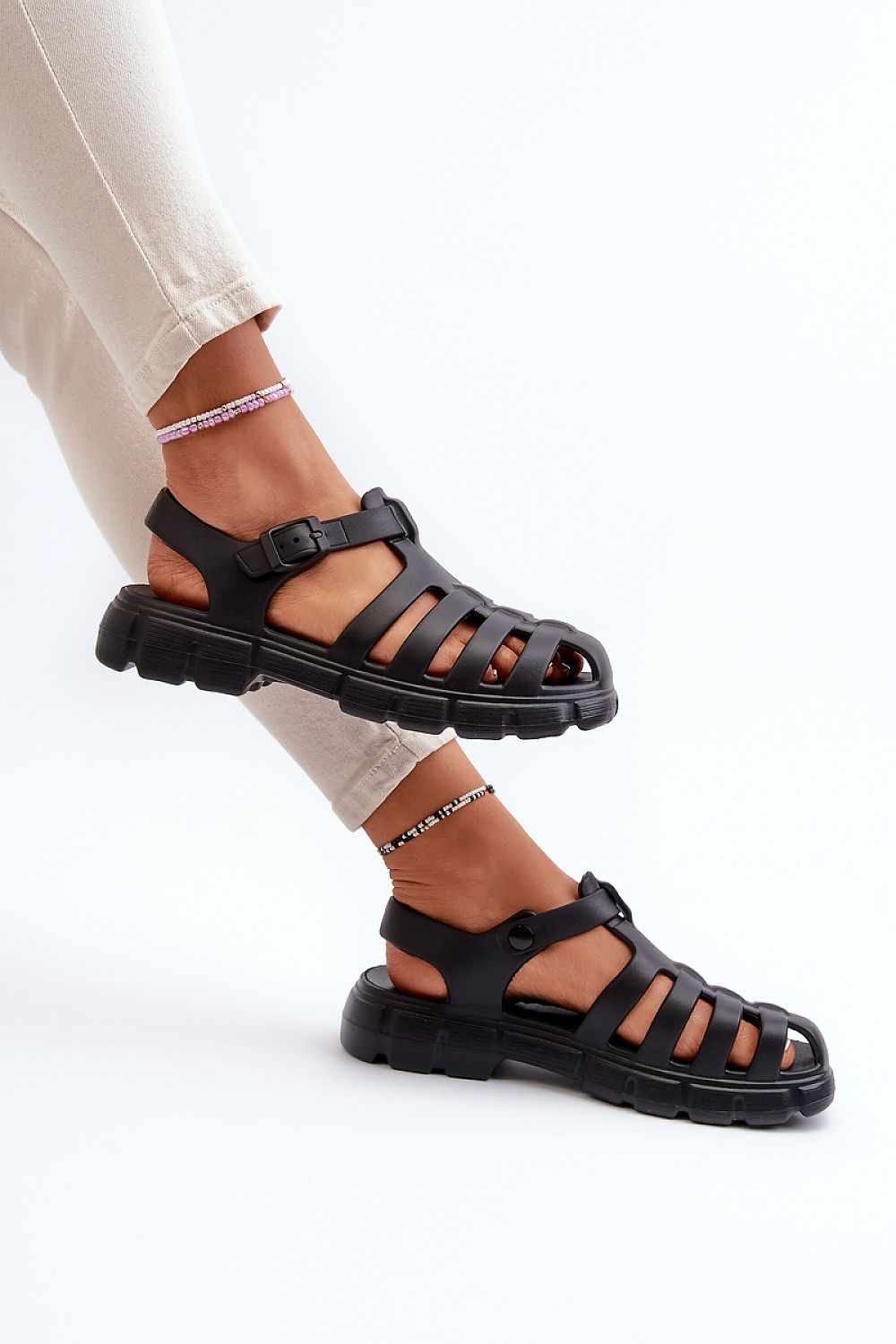 Elegant women's foam sandals by Step in Style, perfect for summer comfort, featuring a soft footbed and stylish design for beach and pool outings.