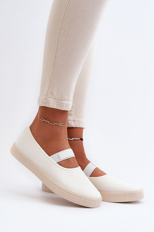 Luxury BIG STAR fabric sneakers with a comfortable insole, featuring a solid rubber sole for ultimate traction, perfect for spring-summer styling.