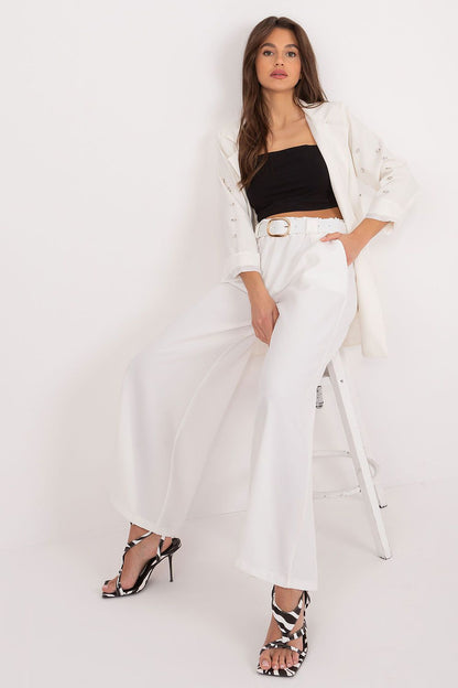Italy Moda elegant palazzo trousers featuring a wide leg silhouette and stylish side pockets, perfect for both formal and casual occasions.