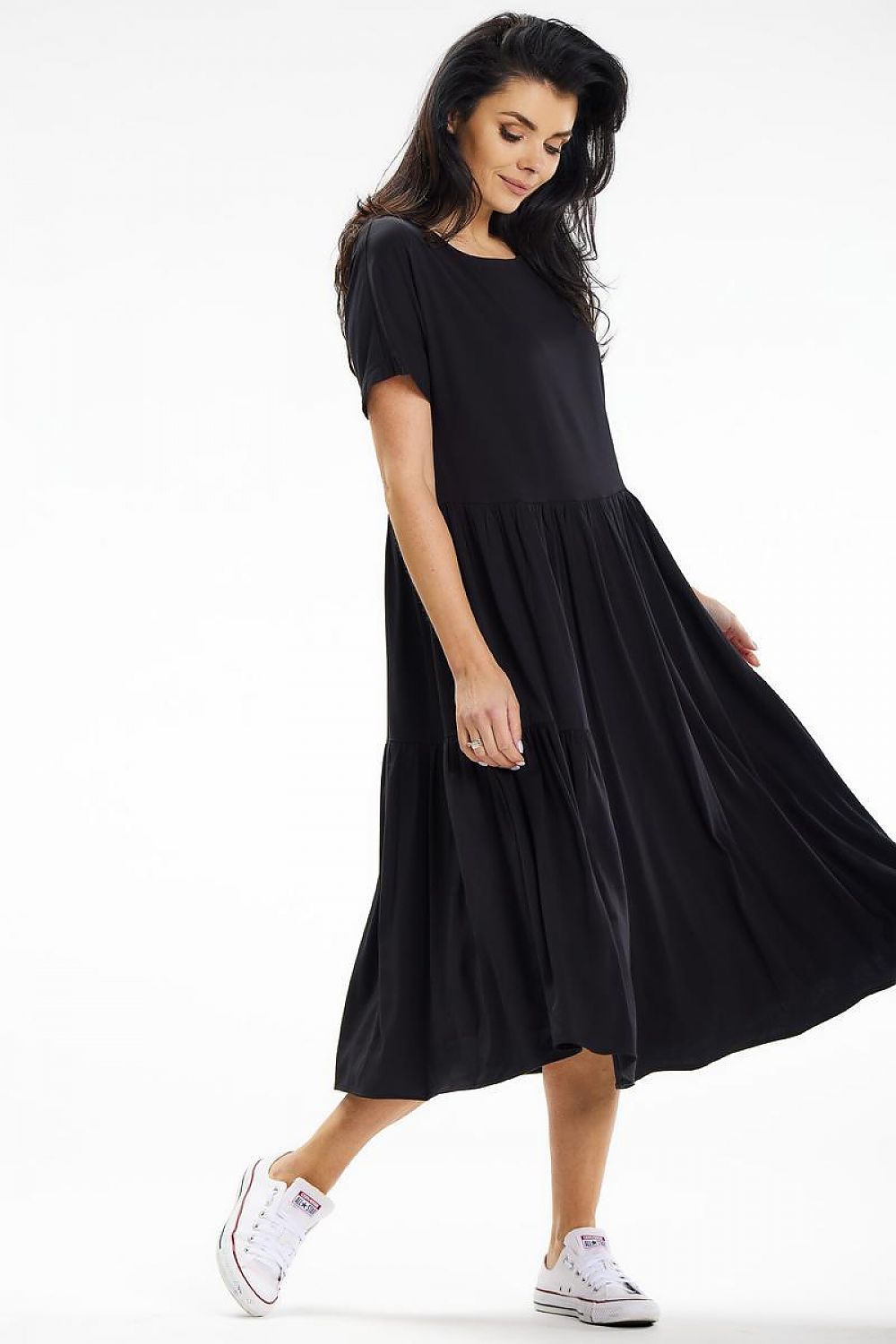 Elegant Awama loose midi dress in soft viscose, featuring delicate frills and short sleeves, perfect for summer outings.