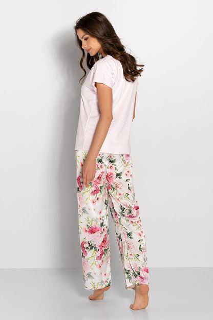 Luxury Women's Pajamas Set with Heart Neckline Blouse and Printed Pants by Momenti Per Me, showcasing elegant printed pants with a comfortable fit and stylish bow detail.