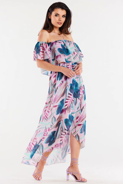 Detailed view of the luxurious chiffon fabric of the Elegant Asymmetrical Long Skirt by Awama, perfect for enhancing your wardrobe.