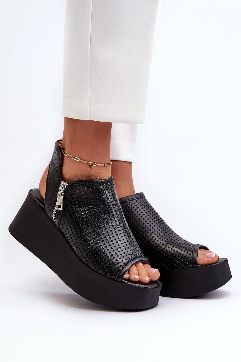 Luxurious women's sandals in natural leather featuring a delicate openwork design, 7cm heel, and zipper closure by Step in Style.