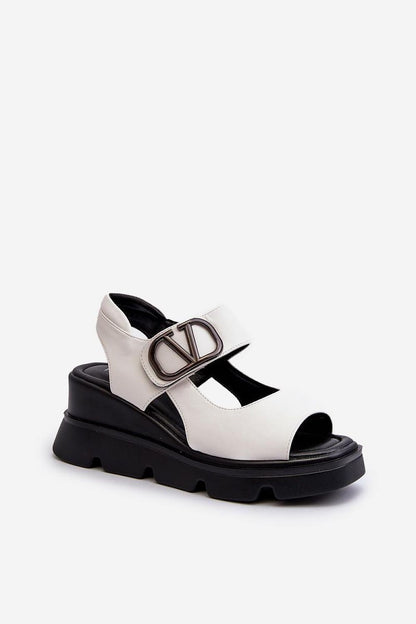 Vinceza eco leather sandals with velcro fasteners, showcasing comfort and luxury for fashionable summer outings.
