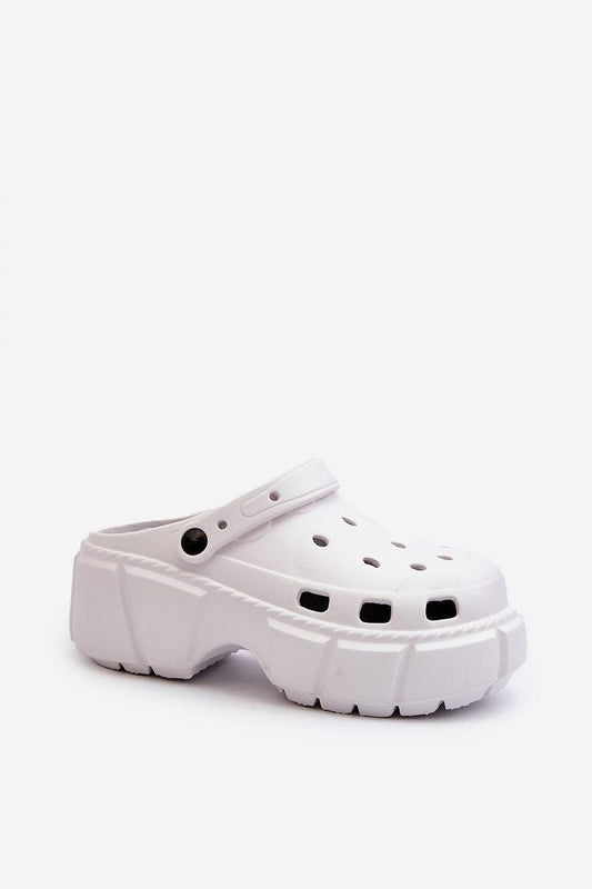 Luxurious women's flip-flops with a stylish design and comfortable solid sole by Step in Style, perfect for summer days at the pool or beach.