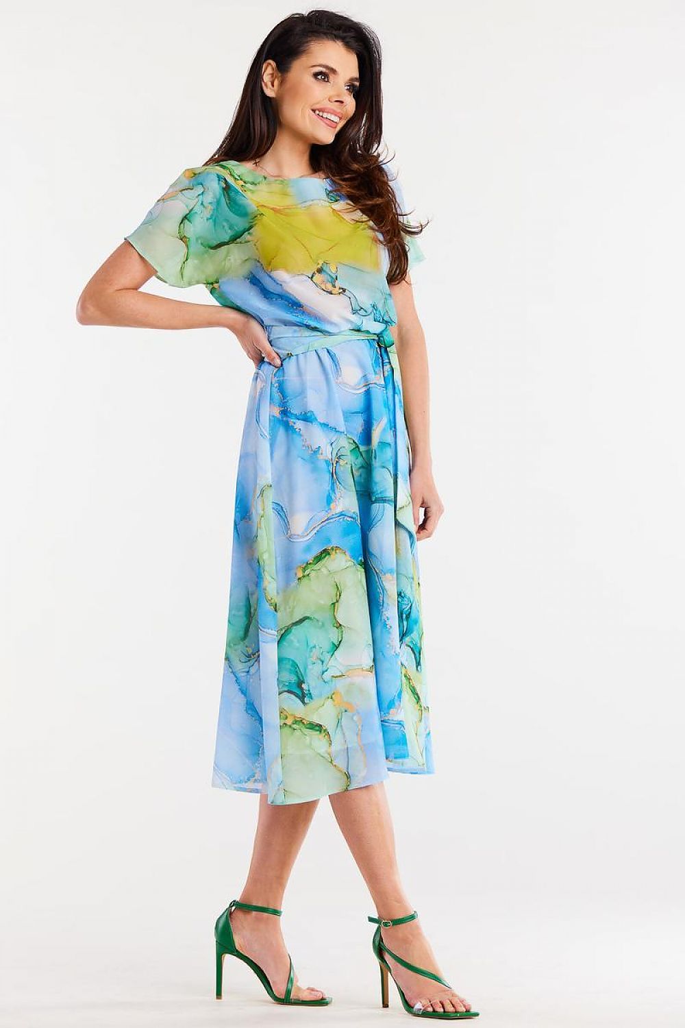 Close-up view of the exquisite Awama chiffon dress fabric, featuring a delicate texture ideal for both casual and elegant occasions.