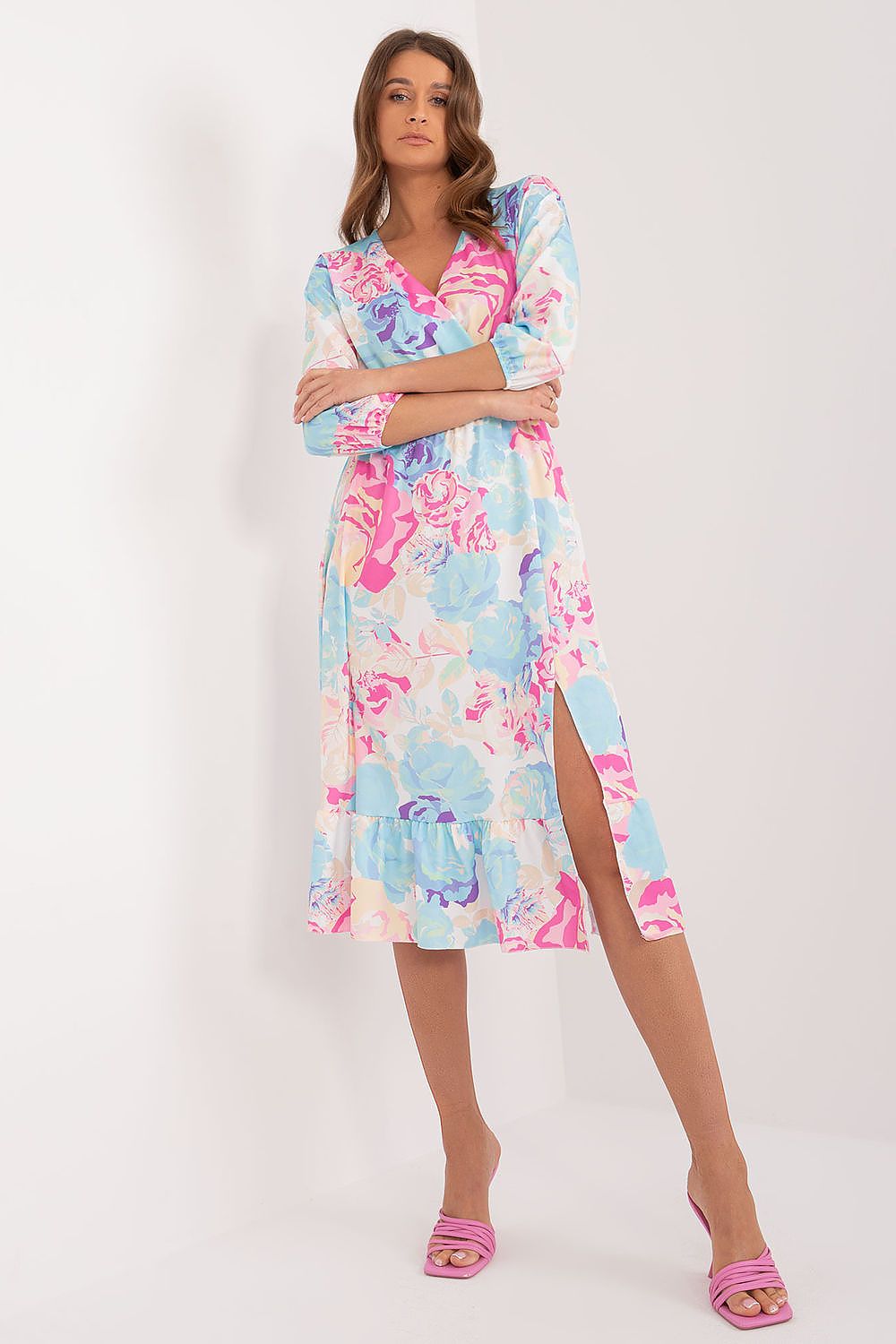 Elegant colorful midi daydress with ruffles and 3/4 sleeves by Rue Paris, perfect for summer outings.