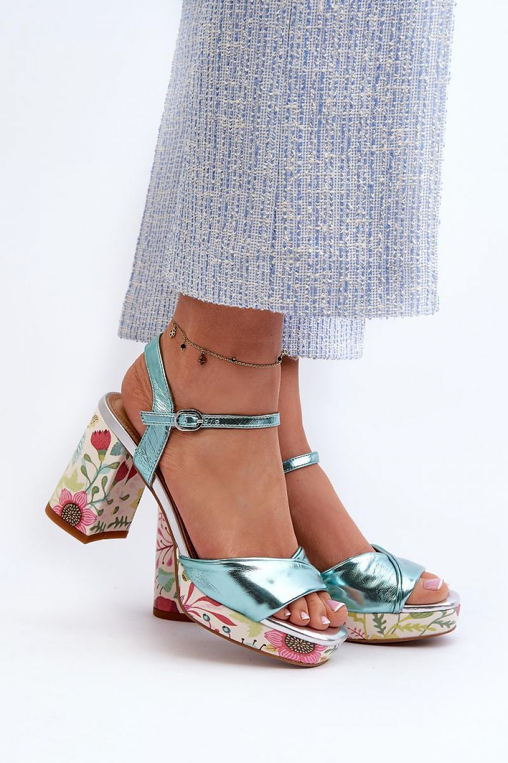 Elegant floral pattern heel sandals for women by Step in Style, featuring a comfortable leather insole and a stable 9cm block heel, perfect for chic summer outings.