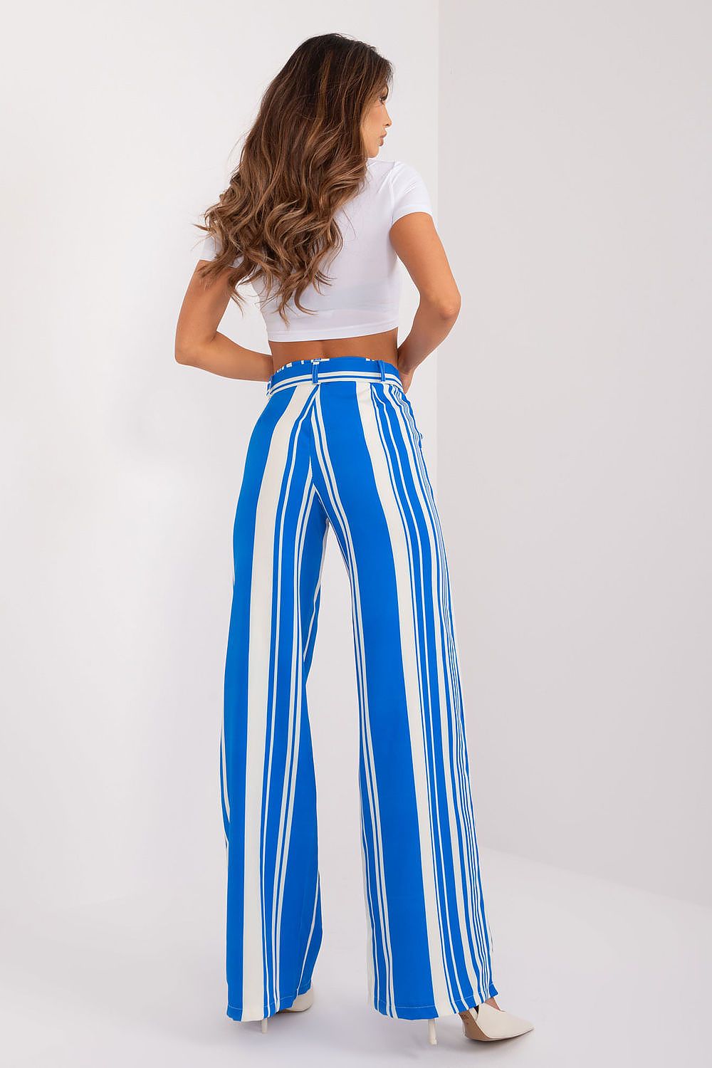 Sleek and sophisticated high waist striped trousers by Italy Moda, featuring a modern design ideal for business meetings and upscale gatherings.