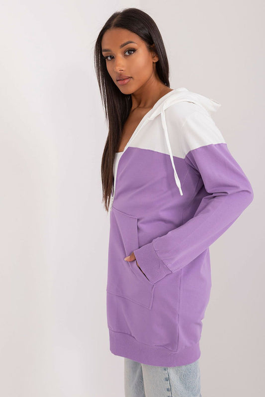 Stylish women's casual sweatshirt featuring a sleek zipper closure and practical pockets, crafted from premium cotton blend by Relevance.