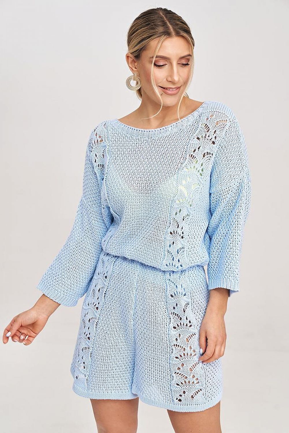 Sophisticate detail of the Figl shorts featuring elegant openwork design, suitable for upscale casual wear.