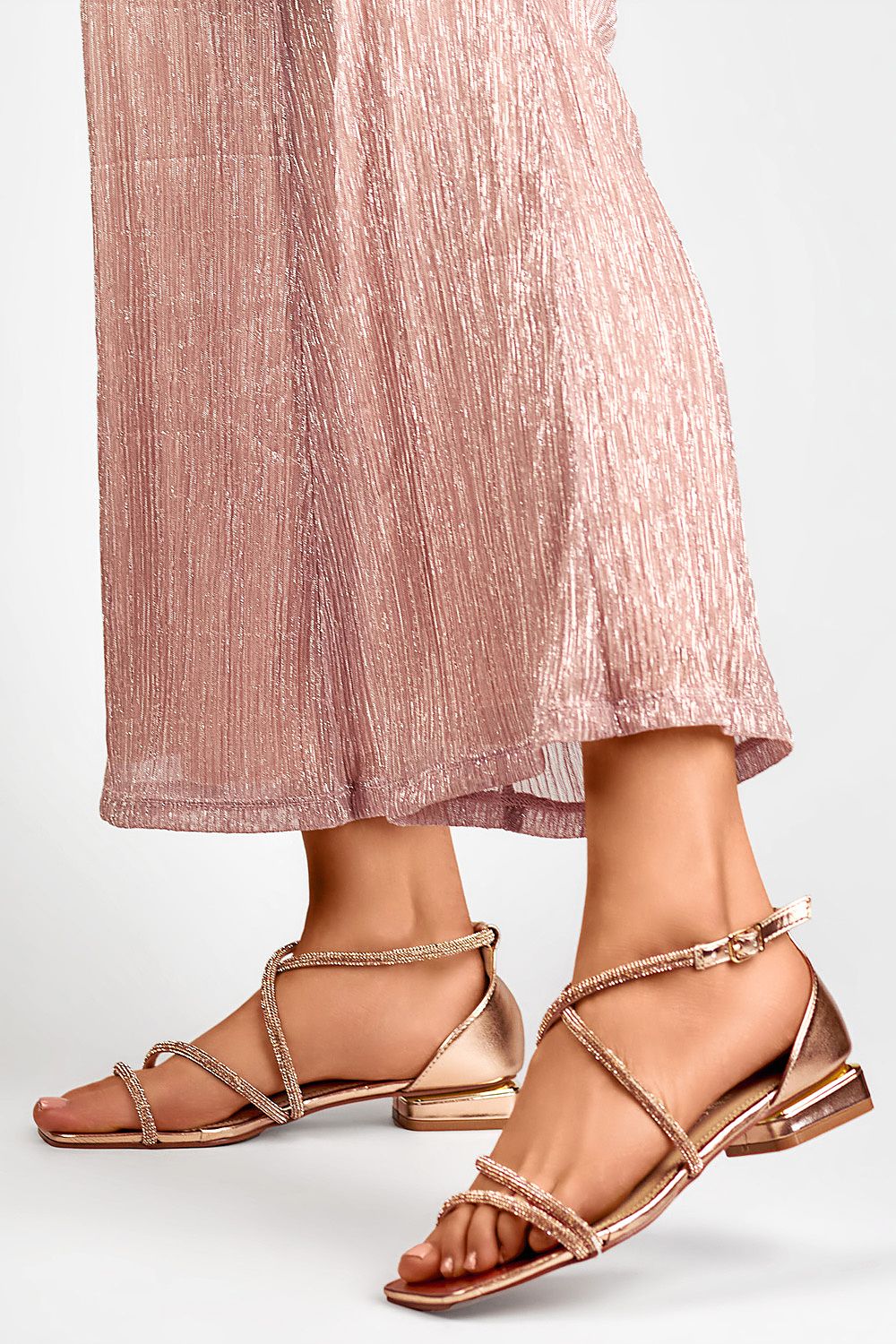 Elegant pink women's eco-friendly leather heel sandals by PRIMO featuring a stylish 2.5 cm block heel, perfect for summer occasions.