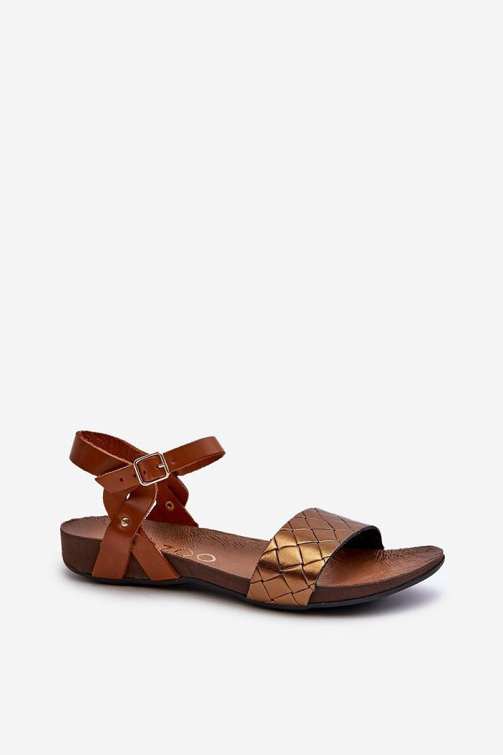 Stylish and comfortable flat sandals for women, crafted from sumptuous natural leather by Step in Style, ideal for summer outings.
