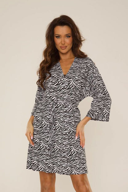 Luxury women's short bathrobe by De Lafense, crafted from soft viscose with an elegant animal print design.
