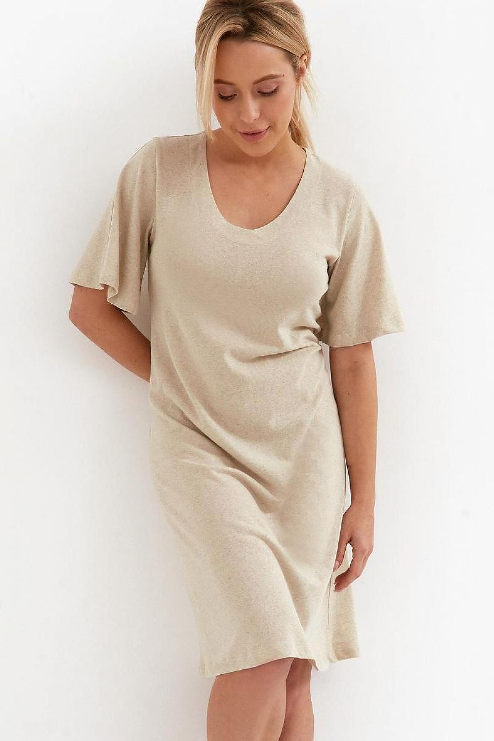 Luxurious women's nightshirt by Cana, featuring stylish melange viscose and linen fabric, short sleeves, and a chic neckline.