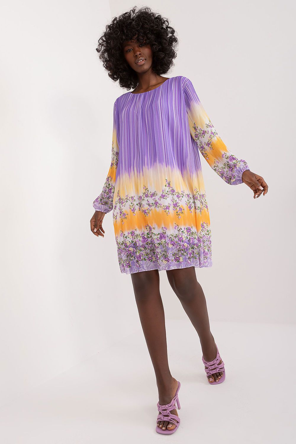 Versatile and fashionable Italy Moda daydress in vibrant print, perfect for casual outings and sophisticated styling.