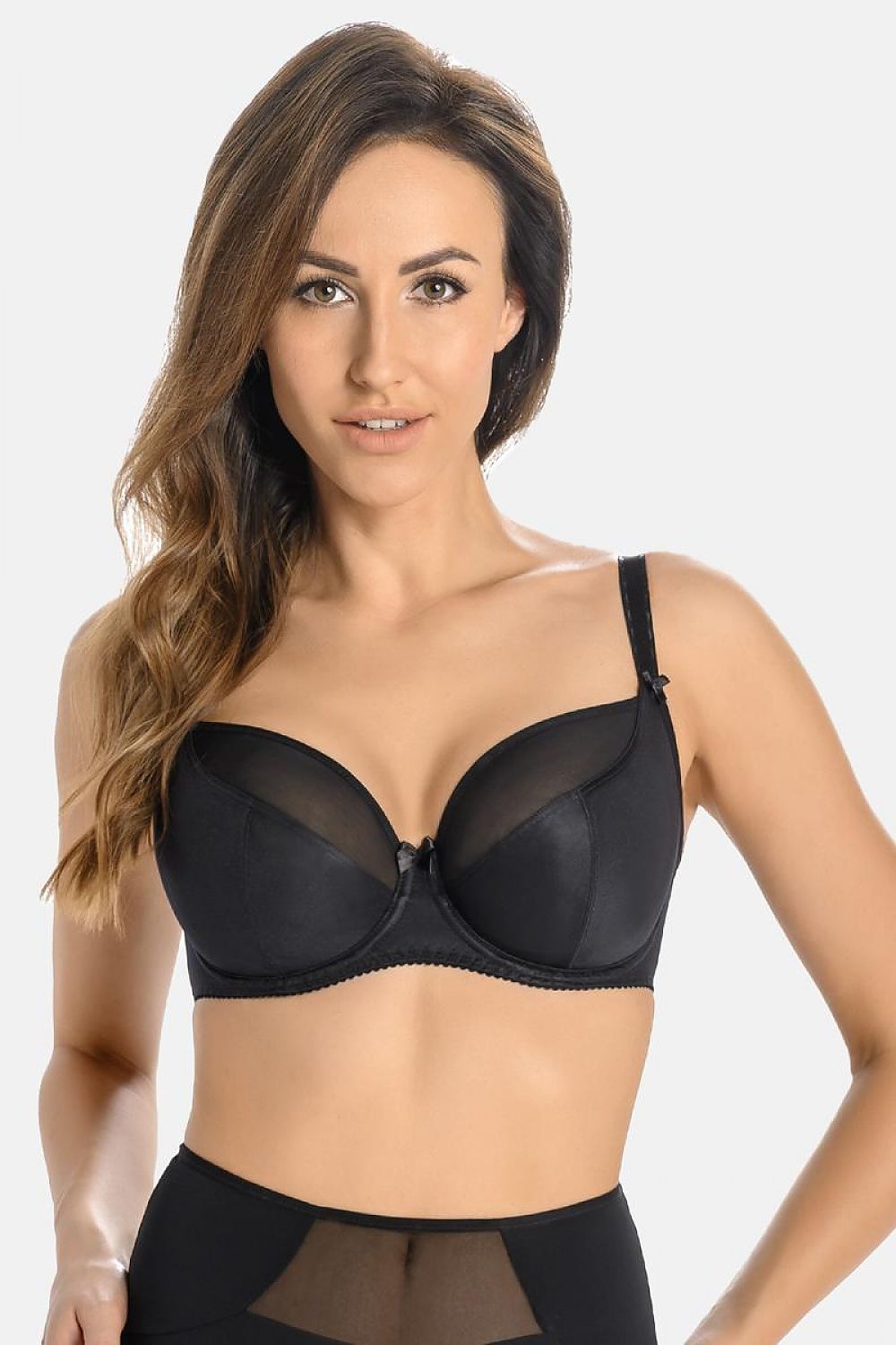 Luxury black underwire bra by Teyli, featuring adjustable straps and exquisite mesh trim, designed for ultimate comfort and elegance.