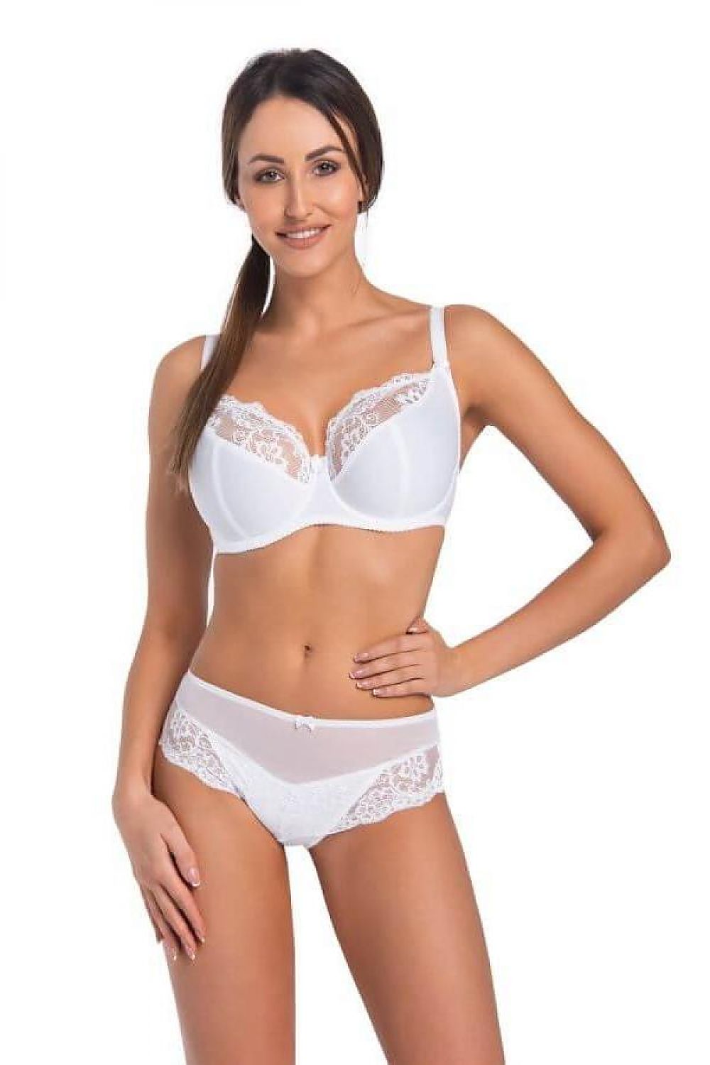 Elegant and luxurious soft lace underwired bra designed by Teyli, featuring adjustable straps and exquisite detailing, ideal for ultimate comfort and style.